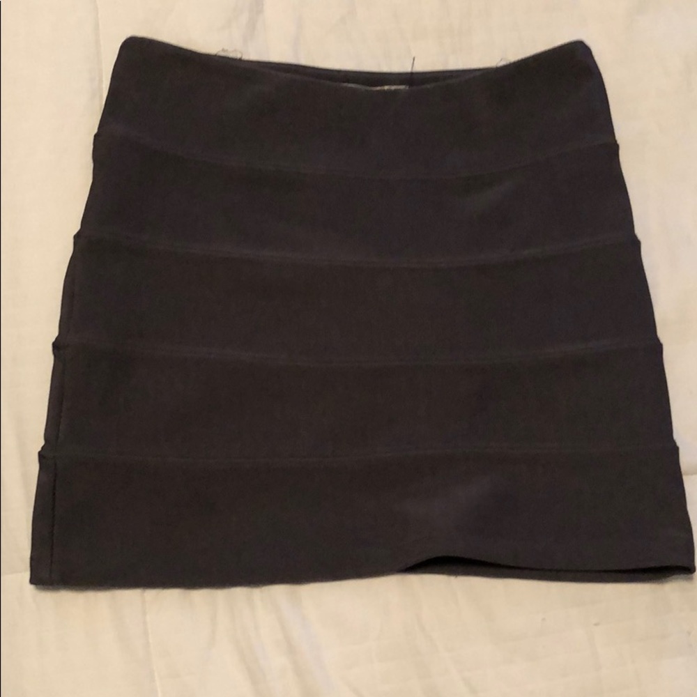 Grey guess mini skirt